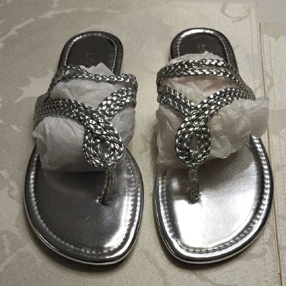 Talbots NWOT Cecelia Toe Loop  Braided Silver Metallic Thong Sandals Size 8M